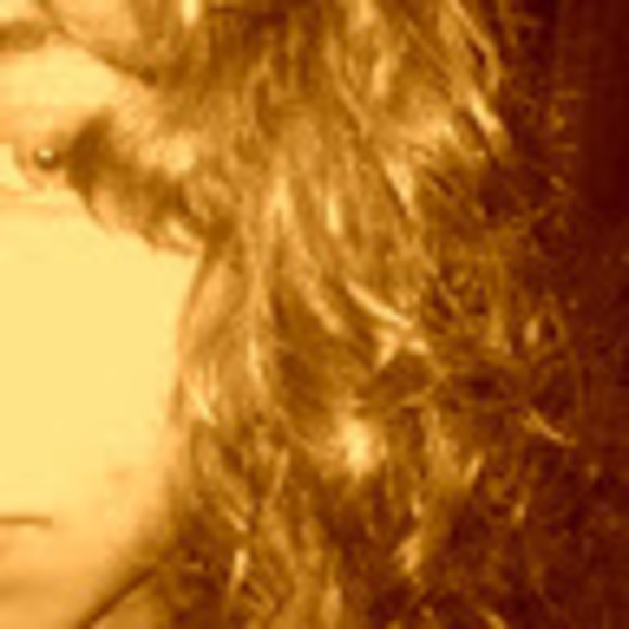 Meet your Posher, Rocio - Picture 2 of 2